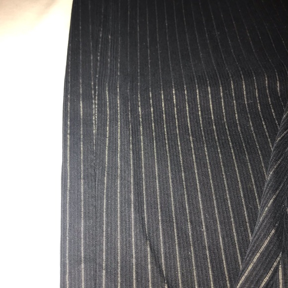 🔴 GAP Pin Striped Slacks - Picture 7 of 8